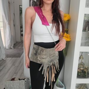 Fringe Metallic Crossbody Bag - Silver Gray